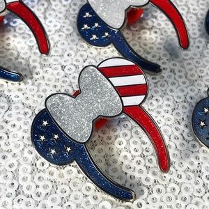 Fourth of July Minnie Mouse Pin